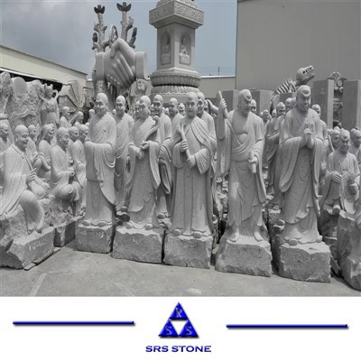 Каменна китайска статуя на Буда на едро